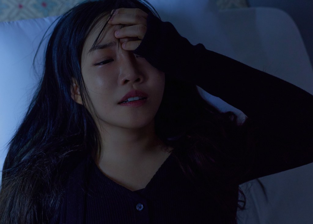 [News] YOUNHA Reveals New Pre-Release ‘계절범죄 (Seasonal Crime)’ For Her First Remake&nbsp;Album